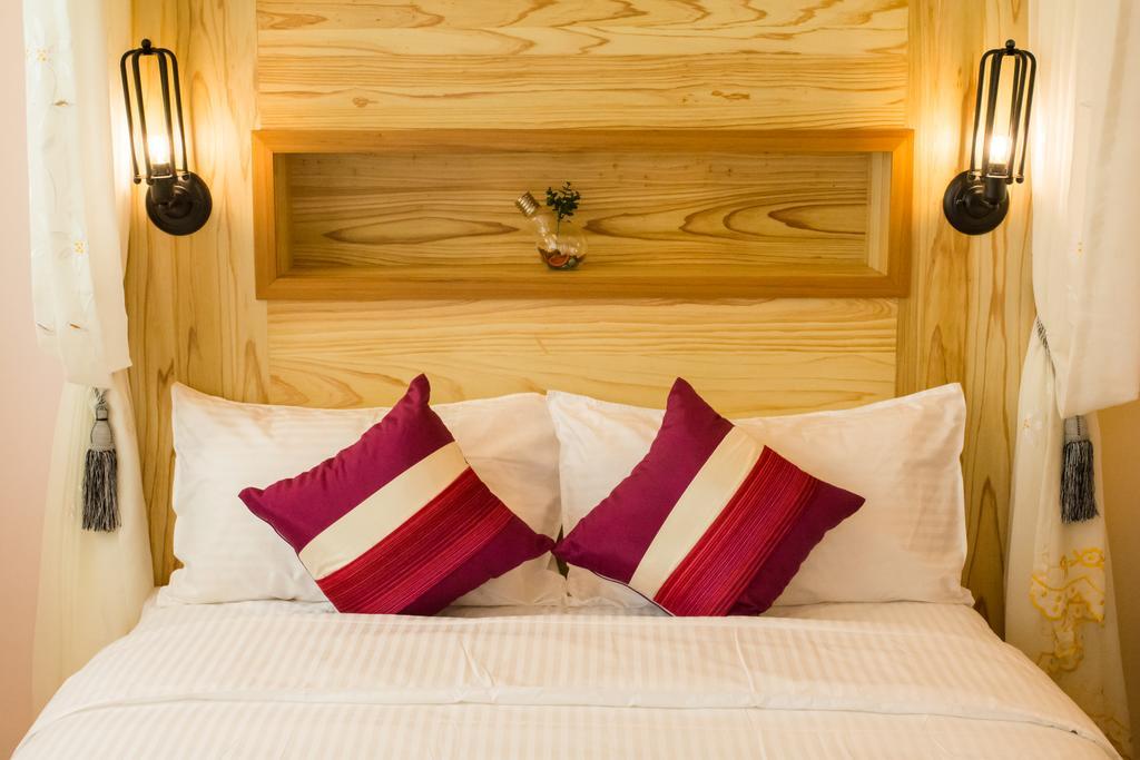 Fruit B&B Цзяосі Екстер'єр фото