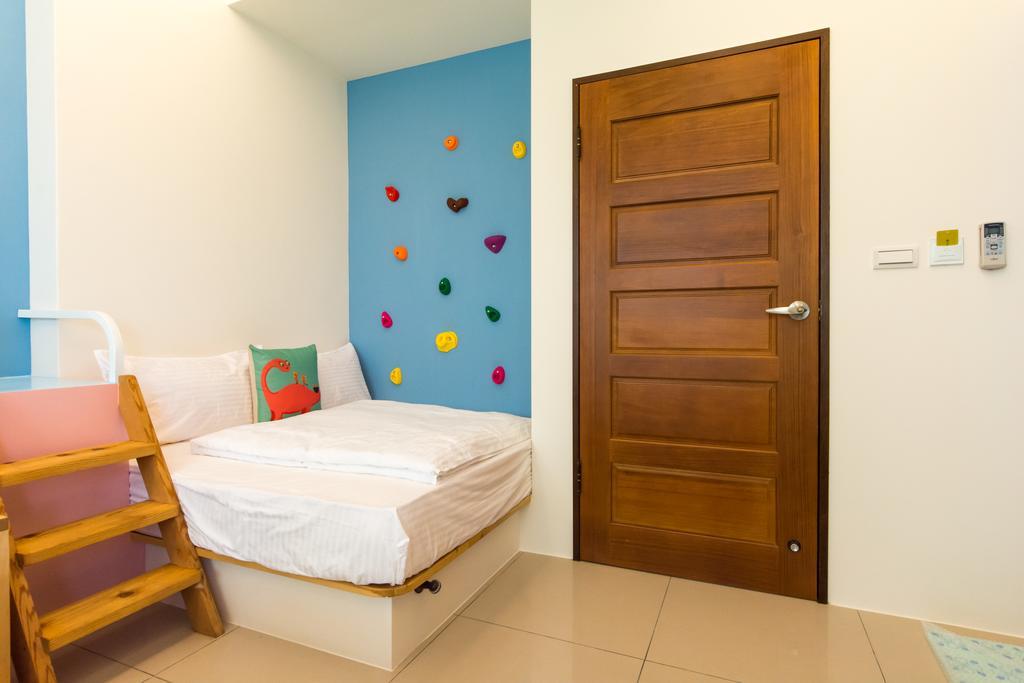 Fruit B&B Цзяосі Екстер'єр фото