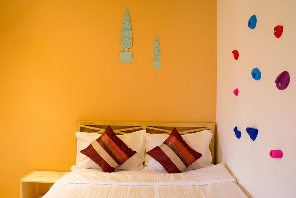 Fruit B&B Цзяосі Екстер'єр фото